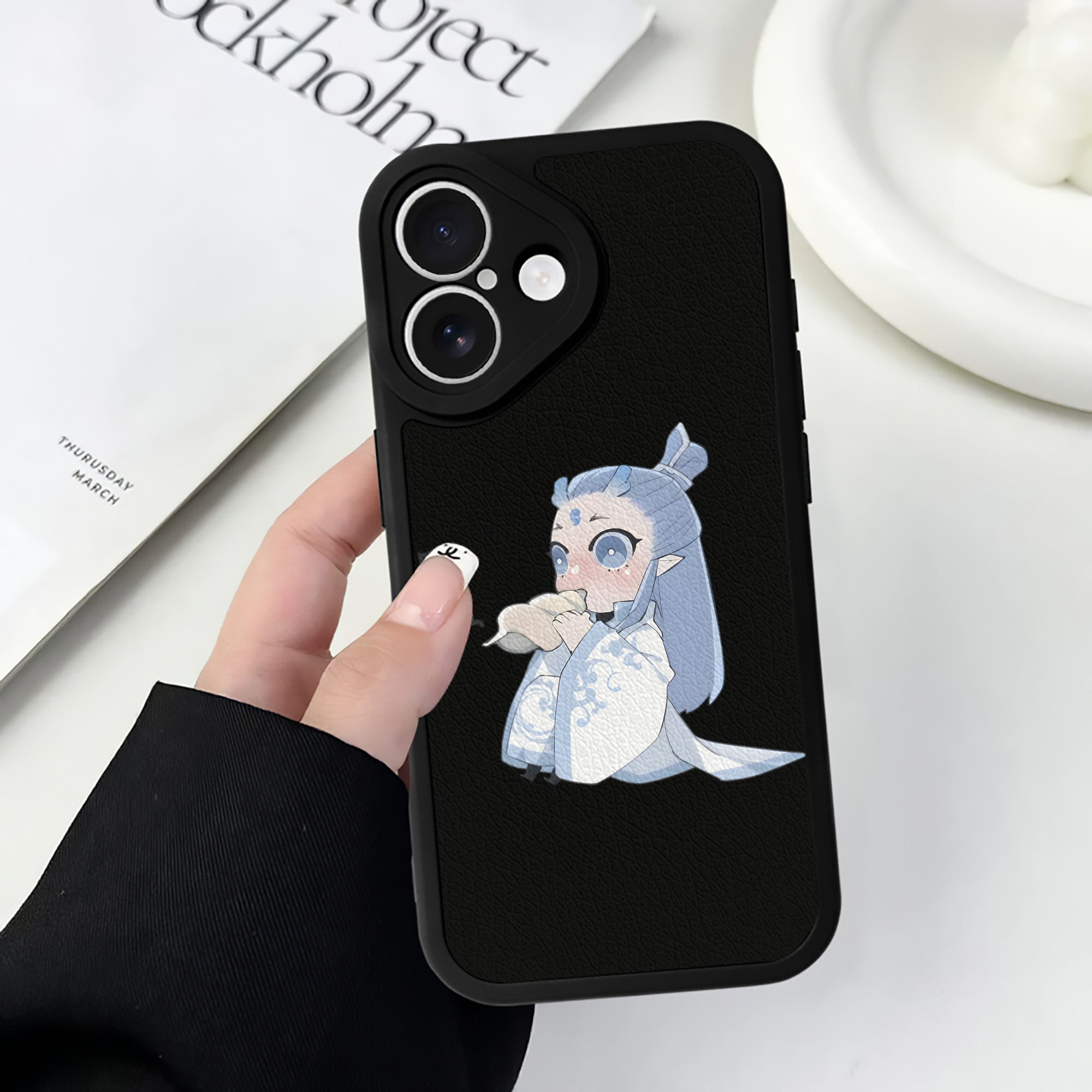 （画像用） Ne Zha 2 ナタ 魔童の大暴れ 【iPhone 16シリーズ対応】シリコンスマホケース（レザー調） 材質：シリコン